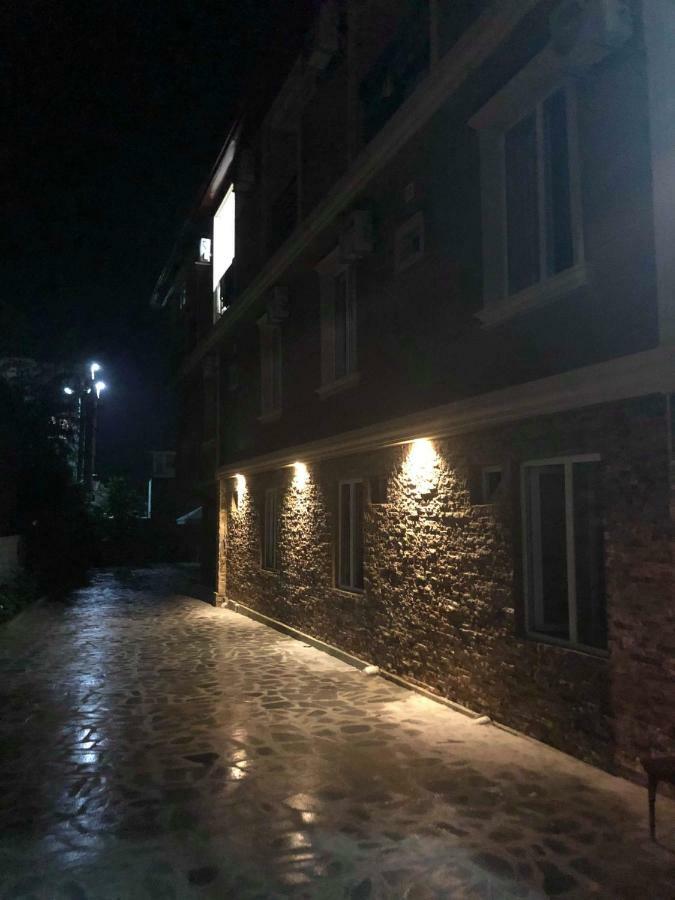 Guest House Kobuleti On Aghmashenebeli Kültér fotó